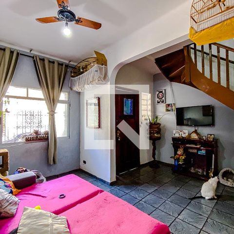 Casa à venda com 70m², 4 quartos e 1 vagaSala