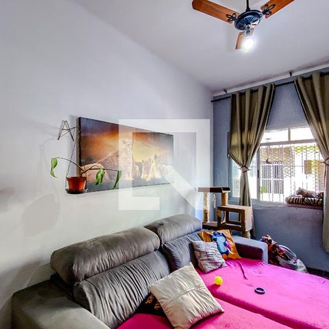 Casa à venda com 70m², 4 quartos e 1 vagaSala