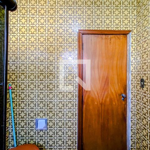 Casa à venda com 70m², 4 quartos e 1 vagaBanheiro