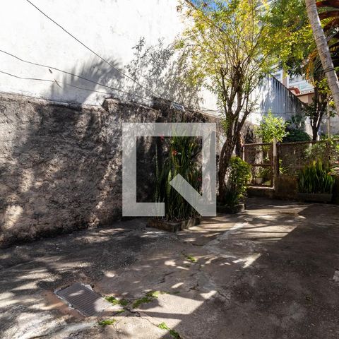 Casa à venda com 203m², 3 quartos e 2 vagasQuintal