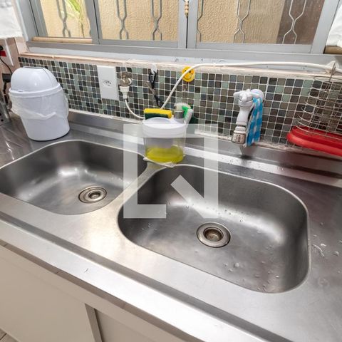 Casa à venda com 203m², 3 quartos e 2 vagasCozinha