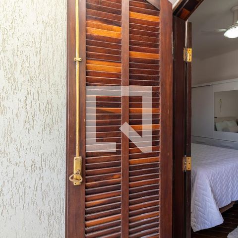 Casa à venda com 203m², 3 quartos e 2 vagasVaranda da Suíte 1