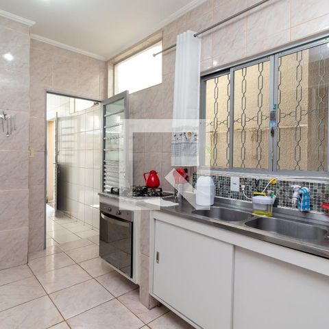 Casa à venda com 203m², 3 quartos e 2 vagasCozinha