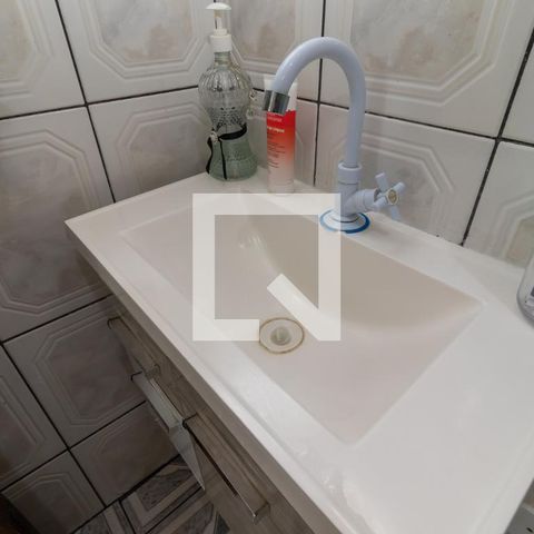 Casa à venda com 203m², 3 quartos e 2 vagasBanheiro da Suíte 1