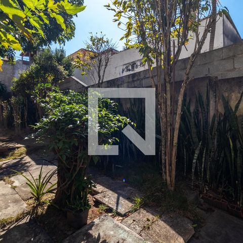 Casa à venda com 203m², 3 quartos e 2 vagasQuintal