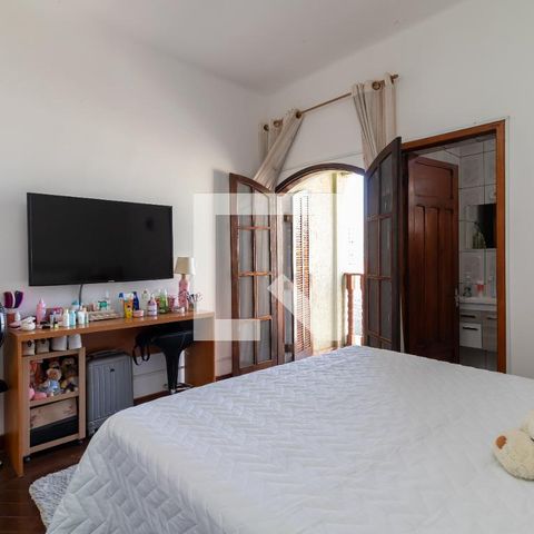 Casa à venda com 203m², 3 quartos e 2 vagasSuíte 1