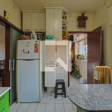 Apartamento à venda com 85m², 3 quartos e 2 vagas Apartamento à venda com 85m², 3 quartos e 2 vagasCozinha