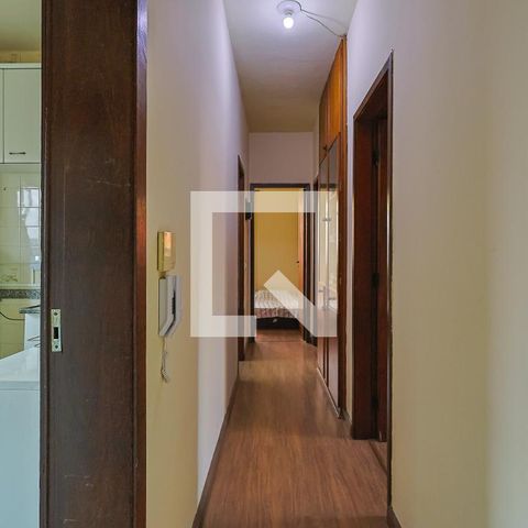 Apartamento à venda com 85m², 3 quartos e 2 vagas Apartamento à venda com 85m², 3 quartos e 2 vagasCorredor