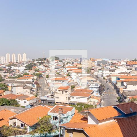 Casa à venda com 210m², 4 quartos e 1 vagaVista da suíte 2