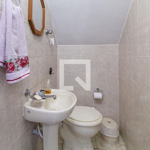 Casa à venda com 210m², 4 quartos e 1 vagaLavabo