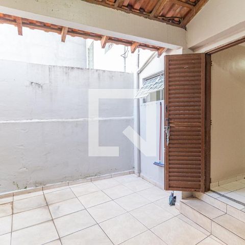 Casa à venda com 210m², 4 quartos e 1 vagaQuintal