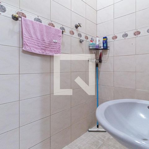 Casa à venda com 210m², 4 quartos e 1 vagaBanheiro 