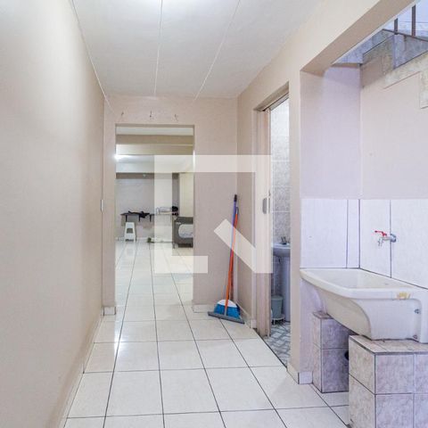 Casa à venda com 210m², 4 quartos e 1 vagaÁrea de serviço