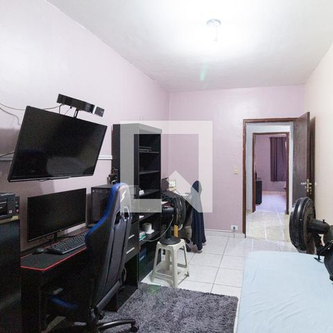 Casa à venda com 210m², 4 quartos e 1 vagaQuarto 2