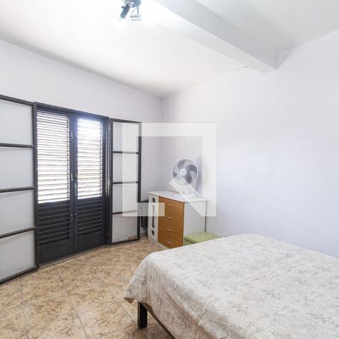 Casa à venda com 210m², 4 quartos e 1 vagaSuíte 1