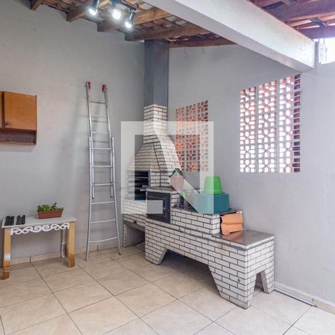Casa à venda com 210m², 4 quartos e 1 vagaQuintal