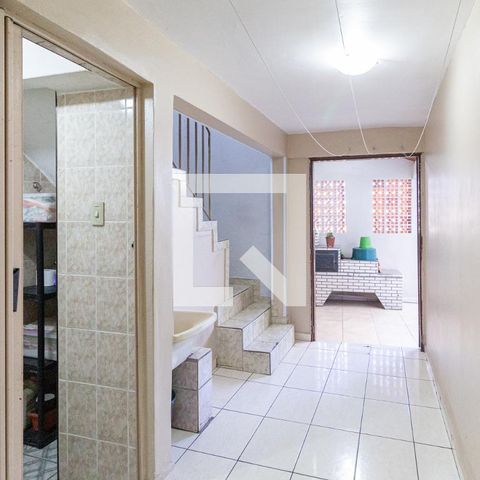 Casa à venda com 210m², 4 quartos e 1 vagaÁrea de serviço