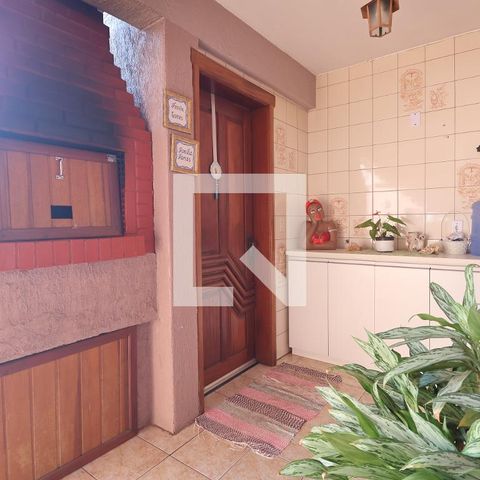 Casa à venda com 170m², 4 quartos e 2 vagasChurrasqueira