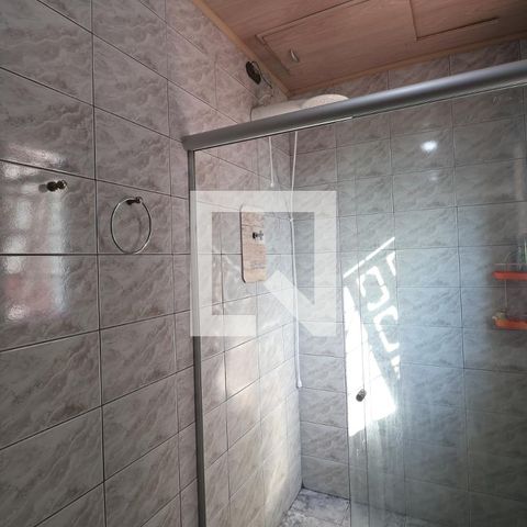 Casa à venda com 170m², 4 quartos e 2 vagasBanheiro da Suíte 2