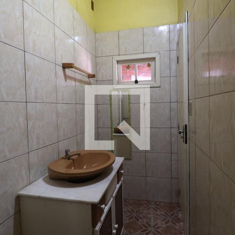 Casa à venda com 170m², 4 quartos e 2 vagasBanheiro 2