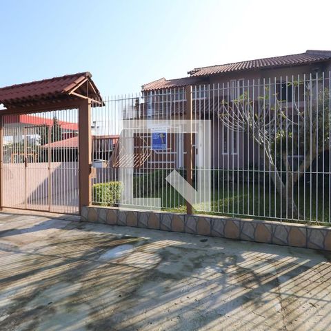 Casa à venda com 170m², 4 quartos e 2 vagasFachada