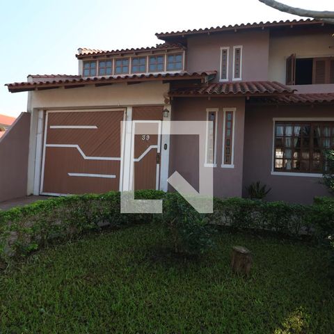 Casa à venda com 170m², 4 quartos e 2 vagasÁrea externa