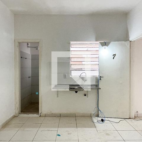 Studio à venda com 32m², 1 quarto e sem vaga Studio à venda com 32m², 1 quarto e sem vagaKitnet