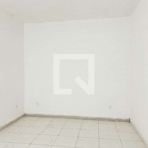 Studio à venda com 32m², 1 quarto e sem vaga Studio à venda com 32m², 1 quarto e sem vagaKitnet