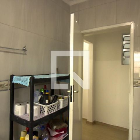 Casa à venda com 480m², 4 quartos e 2 vagas Casa à venda com 480m², 4 quartos e 2 vagasBanheiro 3