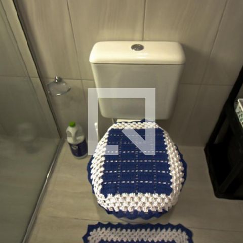 Casa à venda com 480m², 4 quartos e 2 vagas Casa à venda com 480m², 4 quartos e 2 vagasBanheiro 3