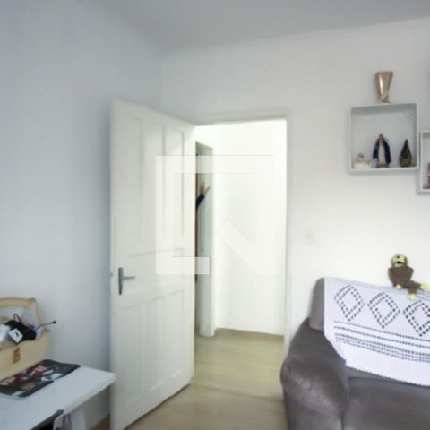 Casa à venda com 480m², 4 quartos e 2 vagas Casa à venda com 480m², 4 quartos e 2 vagasQuarto 1