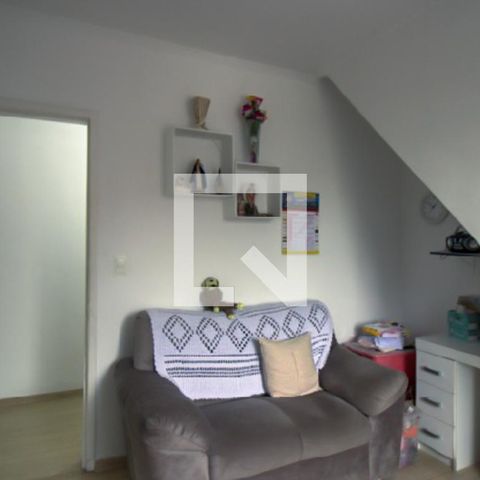 Casa à venda com 480m², 4 quartos e 2 vagas Casa à venda com 480m², 4 quartos e 2 vagasQuarto 1