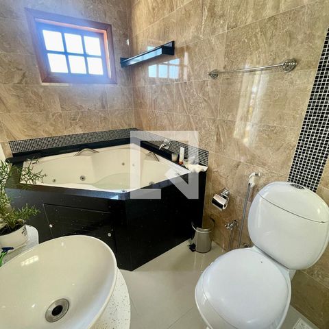 Casa à venda com 193m², 3 quartos e 3 vagasBanheiro da Suíte