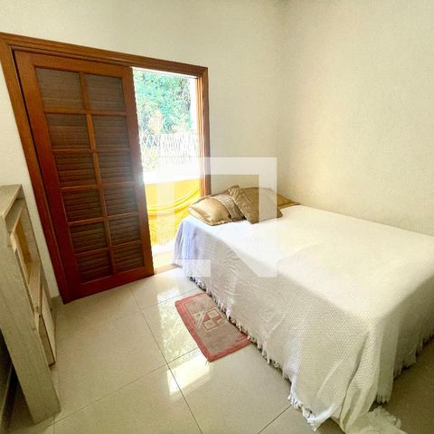 Casa à venda com 193m², 3 quartos e 3 vagasQuarto 2 