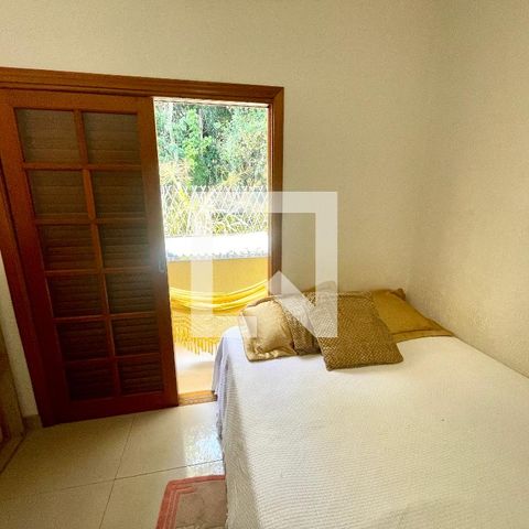 Casa à venda com 193m², 3 quartos e 3 vagasQuarto 2 