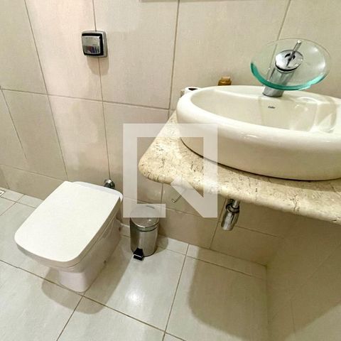 Casa à venda com 193m², 3 quartos e 3 vagasBanheiro Social 2 
