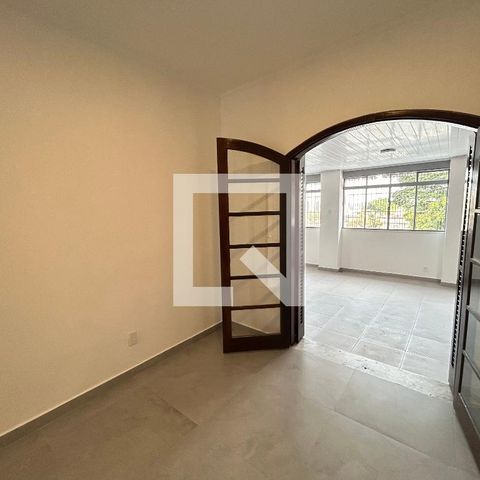 Casa para alugar com 200m², 5 quartos e 2 vagasSuíte 4