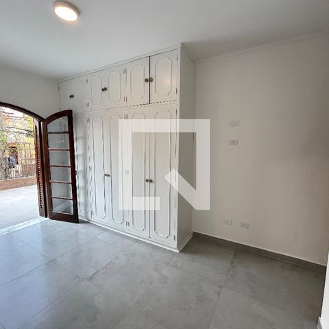 Casa para alugar com 200m², 5 quartos e 2 vagasQuarto 1