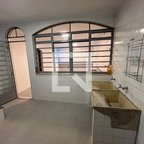 Casa para alugar com 200m², 5 quartos e 2 vagasLavanderia