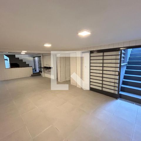 Casa para alugar com 200m², 5 quartos e 2 vagasChurrasqueira