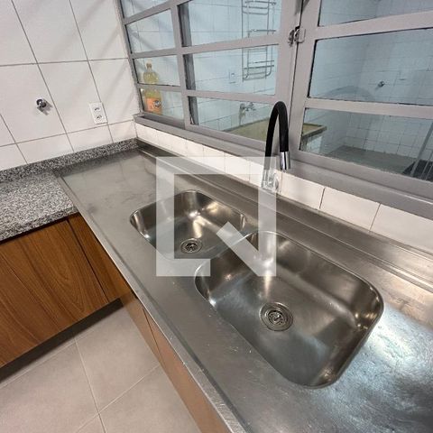 Casa para alugar com 200m², 5 quartos e 2 vagasCozinha