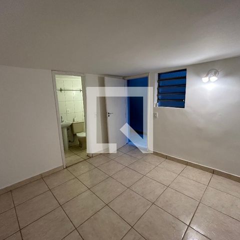 Casa para alugar com 200m², 5 quartos e 2 vagasQuarto 5