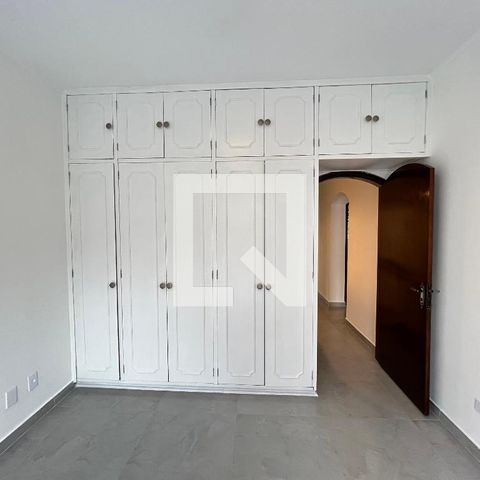Casa para alugar com 200m², 5 quartos e 2 vagasQuarto 2