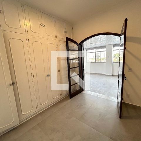 Casa para alugar com 200m², 5 quartos e 2 vagasQuarto 3