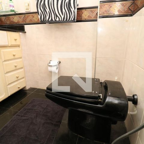 Apartamento à venda com 142m², 3 quartos e 2 vagasBanheiro da Suíte