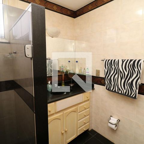 Apartamento à venda com 142m², 3 quartos e 2 vagasBanheiro da Suíte