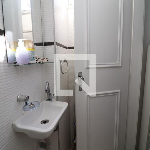 Apartamento à venda com 142m², 3 quartos e 2 vagasBanheiro de serviço