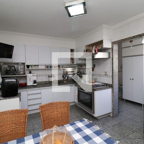 Apartamento à venda com 142m², 3 quartos e 2 vagasCozinha