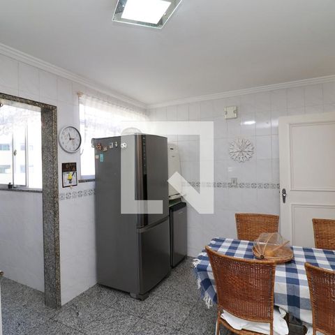 Apartamento à venda com 142m², 3 quartos e 2 vagasCozinha