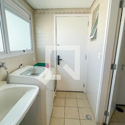 Apartamento para alugar com 184m², 2 quartos e 3 vagasLavanderia